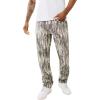 True Religion Men’s Jacquard Bobby Sn Big T Hs 1/2″ 32 Inseam(White Camo)