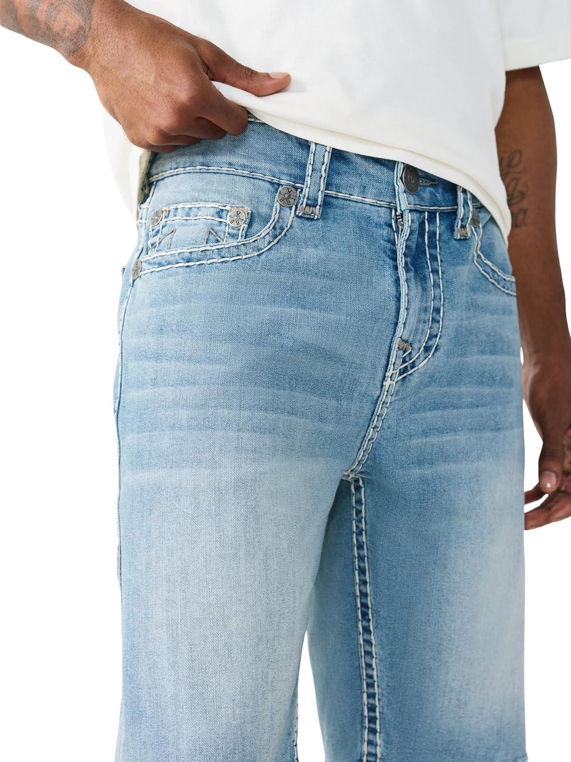 imageTrue Religion Mens Bobby Logo Super T Short Horseshoe Detailing Logo Detail