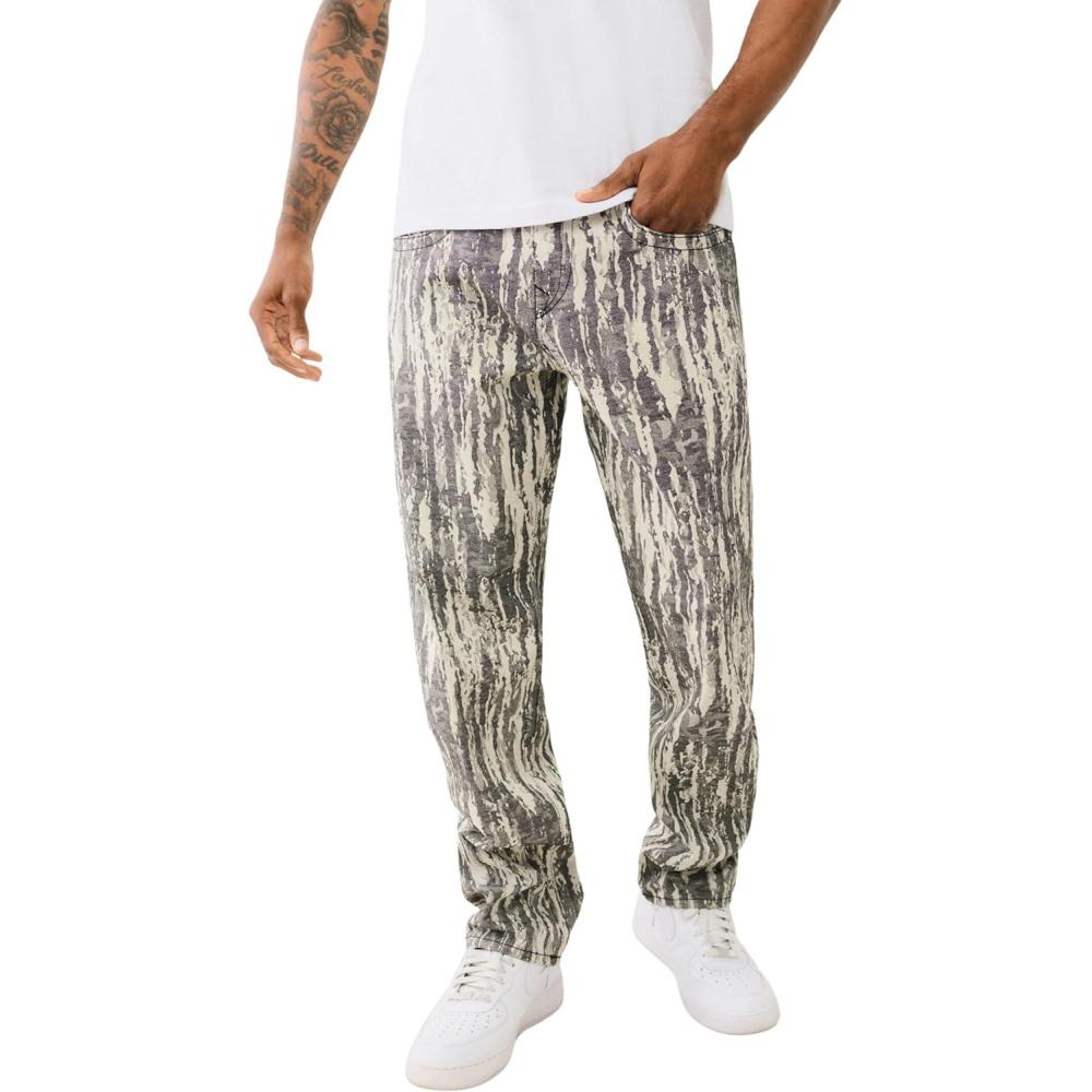 imageTrue Religion Mens Jacquard Bobby Sn Big T Hs 12 32 InseamWhite Camo