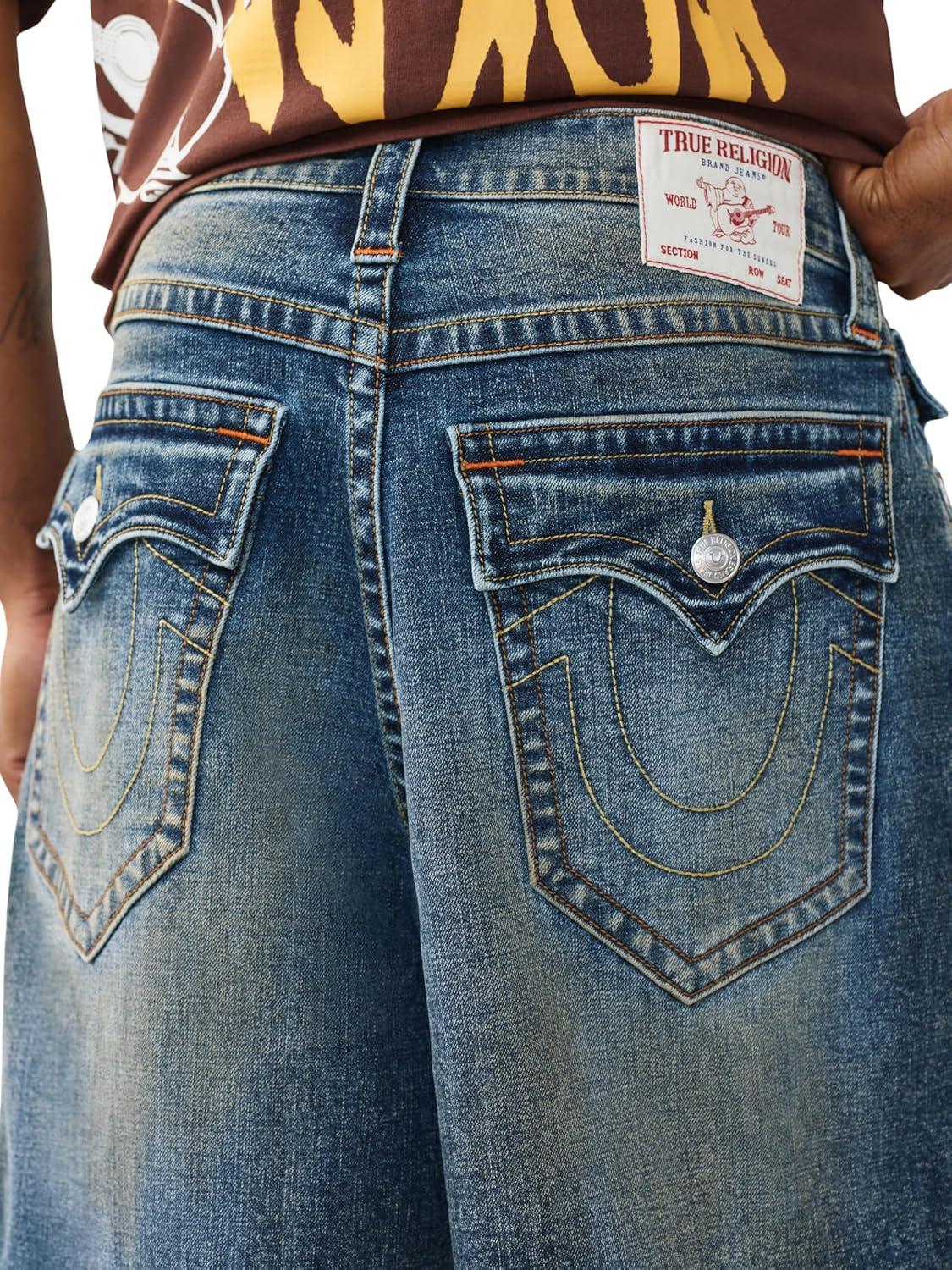 imageTrue Religion Mens Mikey Super T Short Relaxed Fit Horseshoe Detailing