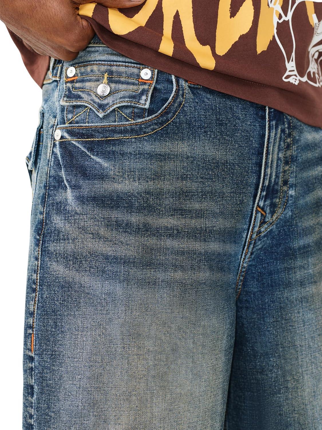 imageTrue Religion Mens Mikey Super T Short Relaxed Fit Horseshoe Detailing